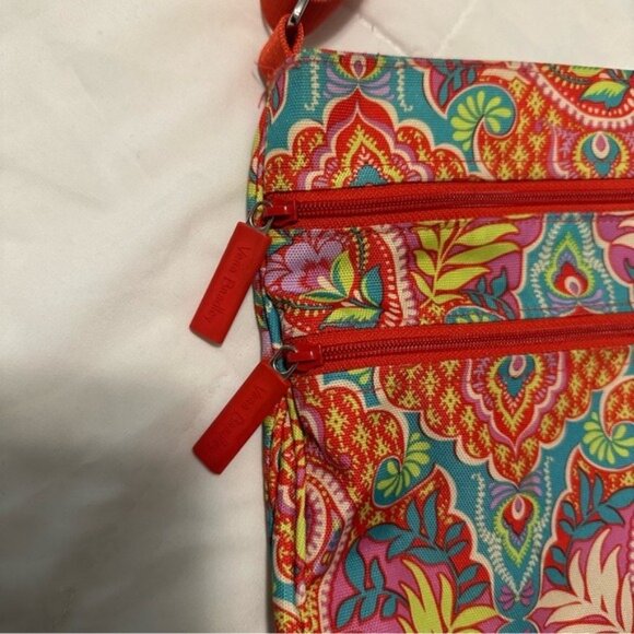 Vera Bradley Paisley In Paradise Pattern Triple Zip Hipster - Picture 4 of 9